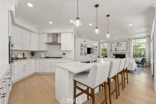 Detail Gallery Image 13 of 75 For 27153 Woodbluff Rd, Laguna Hills,  CA 92653 - 5 Beds | 4/1 Baths