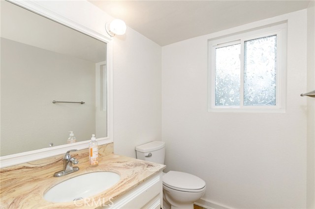 2614 Vanderbilt Lane, Redondo Beach, California 90278, 2 Bedrooms Bedrooms, ,Residential,Sold,Vanderbilt,SB22002209