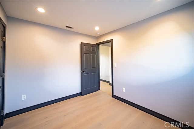 10716 Telfair Avenue, Pacoima CA: https://media.crmls.org/medias/a124e55b-feb8-46b9-9dd1-aee52fcb9532.jpg
