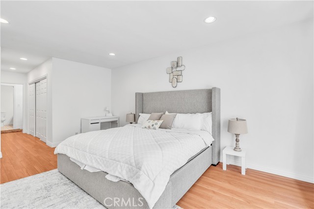 2318 Fox Hill, Los Angeles CA: https://media.crmls.org/medias/a125201d-03b2-49d4-95f1-244986398592.jpg
