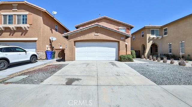 14412 Moon Valley Street, Victorville CA: https://media.crmls.org/medias/a1255e43-bebe-438c-ae47-4dd4699c072c.jpg