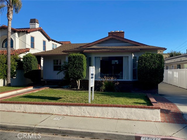 1504 Mathews Avenue, Manhattan Beach, California 90266, 4 Bedrooms Bedrooms, ,Residential,Sold,Mathews,SB23116889