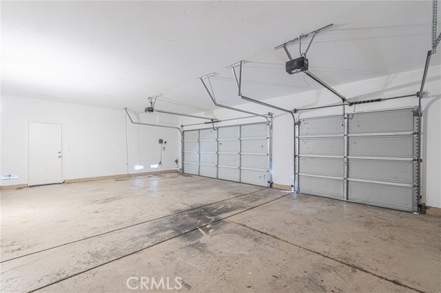 43839 58th W Street, Lancaster CA: https://media.crmls.org/medias/a126bccd-f314-450c-a245-8799a024a6c0.jpg