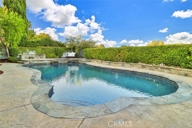 3220 Versaille Court, Thousand Oaks CA: https://media.crmls.org/medias/a12717ca-f8a7-404a-a80c-8a04d14c85e4.jpg
