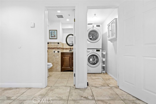 Detail Gallery Image 14 of 54 For Address Is Not Disclosed,  Glendale,  CA 91203 - 3 Beds | 3 Baths