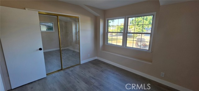 8849 Swinton Avenue, North Hills CA: https://media.crmls.org/medias/a127a3dd-0488-4cb6-ae69-7cdd584e8985.jpg