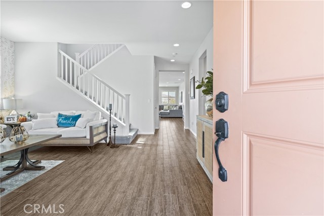 130 Honeywood Street photo 8