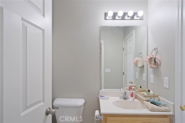 1169 Crescent Drive, Merced CA: https://media.crmls.org/medias/a12842e0-e9eb-40af-bb62-5afb5b18c465.jpg