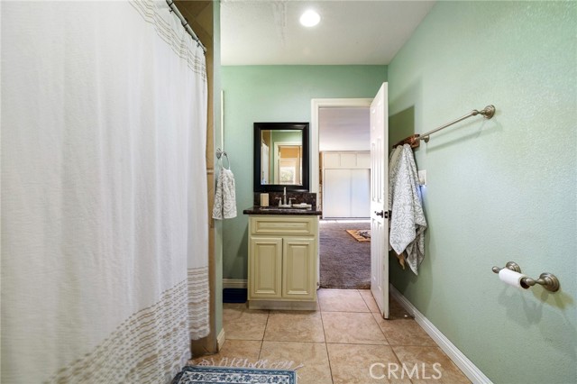 1337 W Gage Avenue, Los Angeles CA: https://media.crmls.org/medias/a12898b4-62a1-4504-b7fe-e1f003ab5bc6.jpg