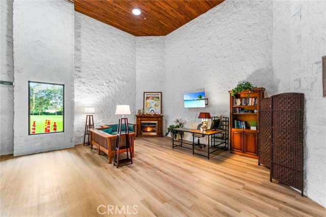 Detail Gallery Image 22 of 32 For 24055 Paseo Del Lago #954,  Laguna Woods,  CA 92637 - 1 Beds | 1/1 Baths