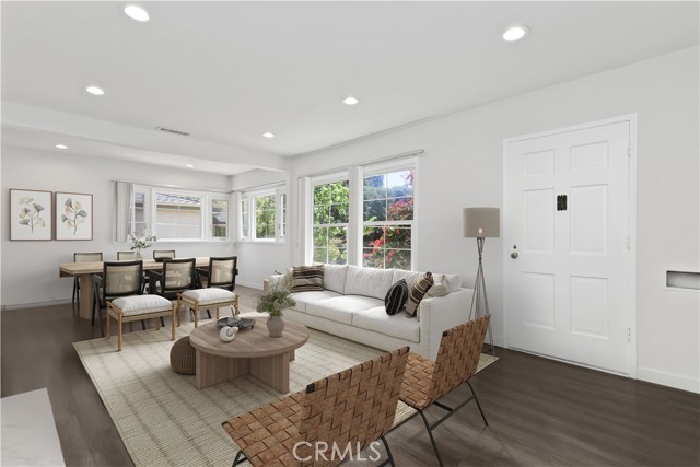 Detail Gallery Image 3 of 51 For 2235 Garfias, Pasadena,  CA 91104 - 6 Beds | 4 Baths