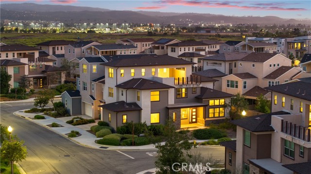 Detail Gallery Image 6 of 56 For 123 Character, Irvine,  CA 92618 - 4 Beds | 4/2 Baths