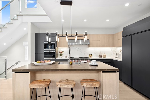 Detail Gallery Image 12 of 26 For 508 1/2 Acacia, Corona Del Mar,  CA 92625 - 2 Beds | 2/1 Baths