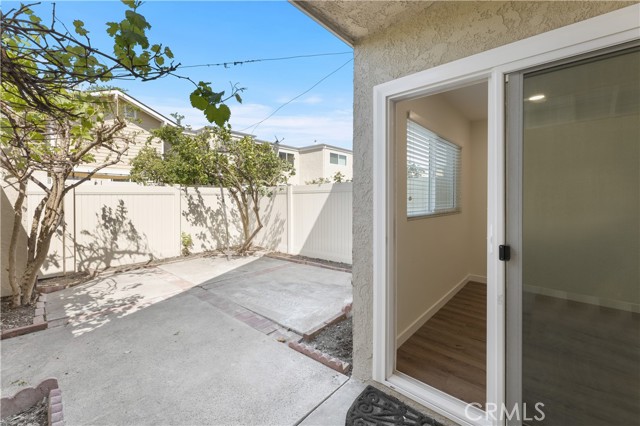 Detail Gallery Image 23 of 28 For 51 Golden Glen St #1,  Irvine,  CA 92604 - 3 Beds | 2 Baths