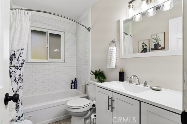 Detail Gallery Image 34 of 50 For 102 Centennial Ave, Chico,  CA 95928 - 2 Beds | 2 Baths