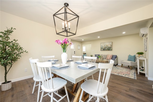 4548 Jade Street, Los Angeles CA: https://media.crmls.org/medias/a12e359f-aedf-4a50-9320-ed465eed941f.jpg