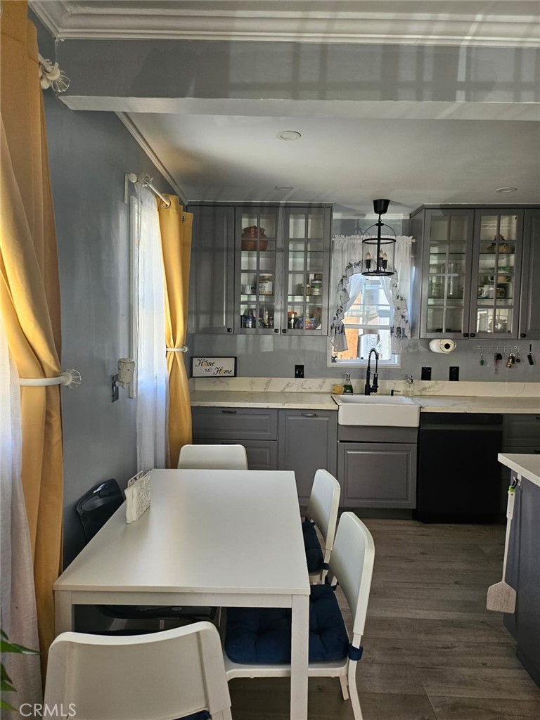https://media.crmls.org/medias/a12f9871-a917-4f5e-8115-68dd86167ab2.jpg?preset=X-Large