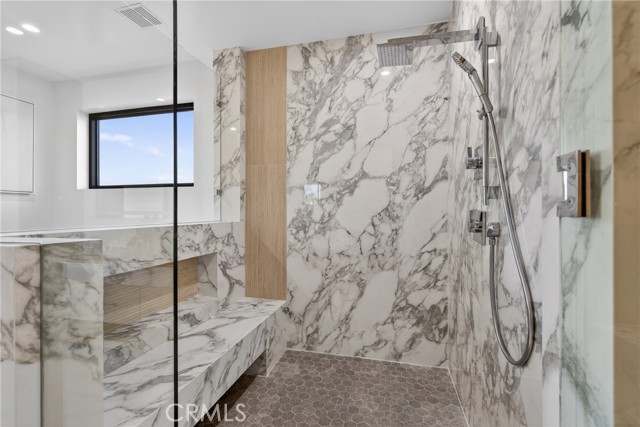 Detail Gallery Image 41 of 58 For 520 11th St, Huntington Beach,  CA 92648 - 3 Beds | 3/1 Baths