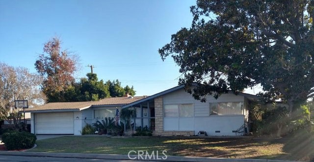 Great home on a large lot with a pool! 8612 Elmer Ln is a 1,513 square foot house on a large 8,925 square foot lot with 3 bedrooms and 2 bathrooms.