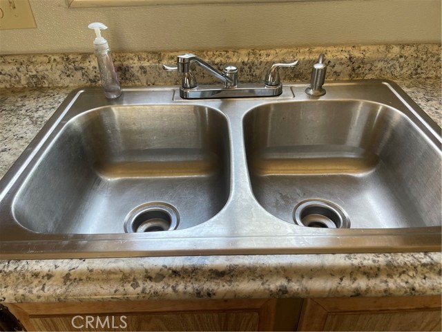 160 Willow, Oroville CA: https://media.crmls.org/medias/a130d0d7-d309-425e-b7a7-9fabd1d59f0f.jpg