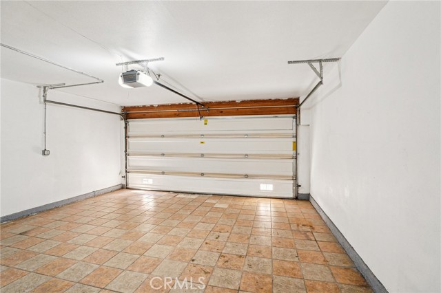 Detail Gallery Image 39 of 45 For 11300 Foothill Blvd #97,  Sylmar,  CA 91342 - 3 Beds | 2/1 Baths