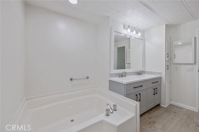 Detail Gallery Image 37 of 47 For 2400 W Midvalley Ave #S8,  Visalia,  CA 93277 - 2 Beds | 2 Baths