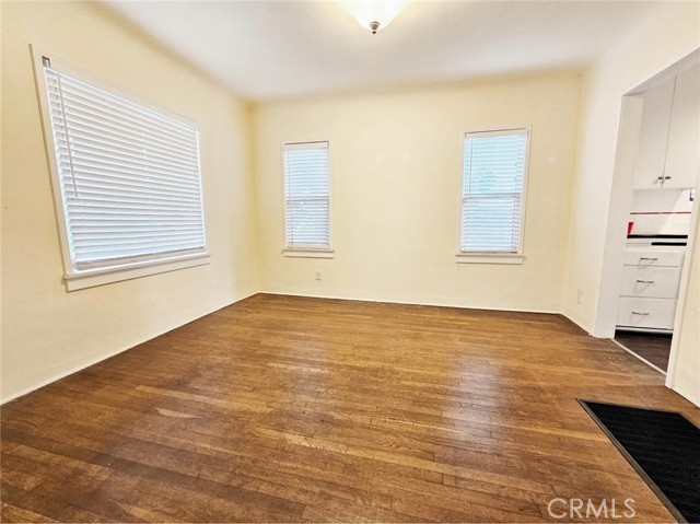 Detail Gallery Image 12 of 25 For 3726 Lee St, Los Angeles,  CA 90023 - 2 Beds | 1 Baths