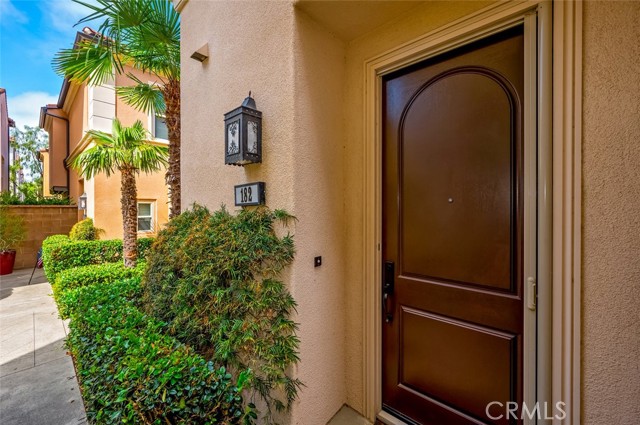 182 Firefly, Irvine CA: https://media.crmls.org/medias/a1337b8c-1426-4ca8-9cf9-73a7d51817cf.jpg