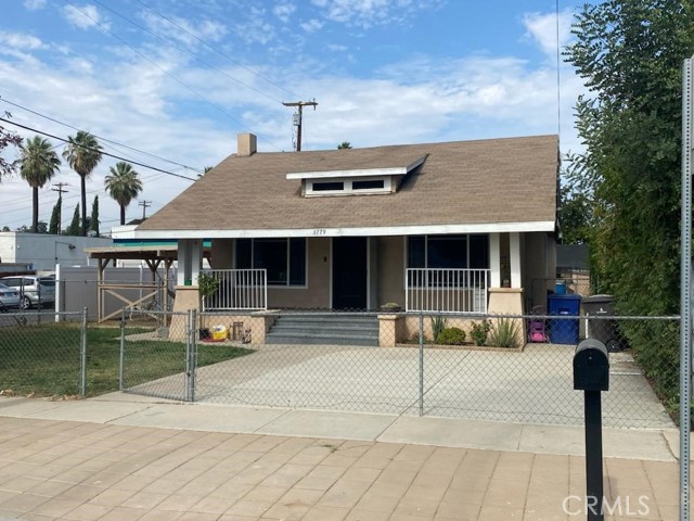 3779 Farnham Pl, Riverside, CA 92503