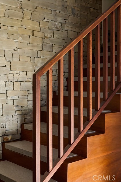 Detail Gallery Image 33 of 61 For 1112 Park St, Huntington Beach,  CA 92648 - 6 Beds | 6/2 Baths