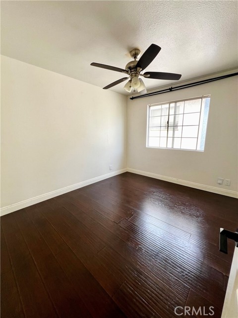 Detail Gallery Image 17 of 19 For 613 Poinsettia Ave #1/2,  Corona Del Mar,  CA 92625 - 3 Beds | 2 Baths