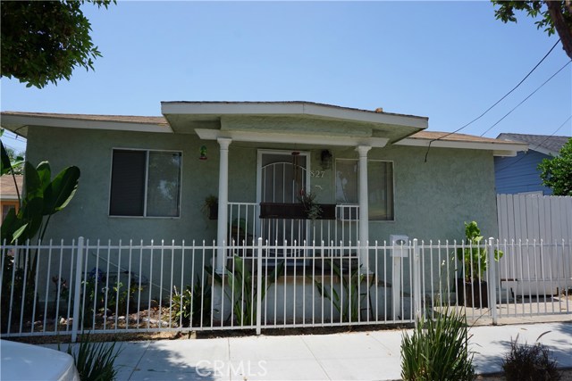 827 Hoffman Ave, Long Beach, CA 90813