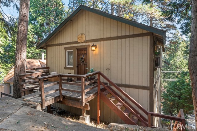 Detail Gallery Image 1 of 24 For 769 Sierra Vista Dr, Twin Peaks,  CA 92391 - 3 Beds | 1/1 Baths