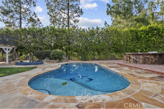 Detail Gallery Image 27 of 47 For 11101 Eton Ave, Chatsworth,  CA 91311 - 4 Beds | 3 Baths