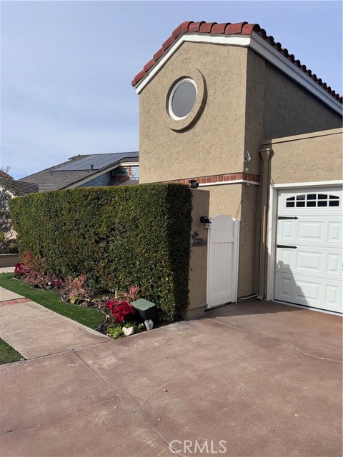 MLS# OC24011937
