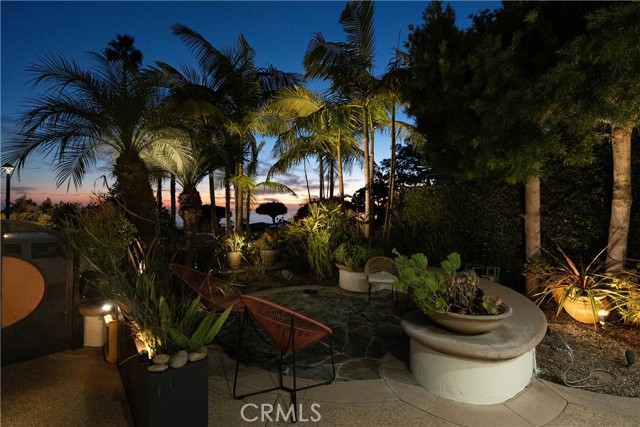 Detail Gallery Image 5 of 25 For 558 Cliff Drive, Laguna Beach,  CA 92651 - 4 Beds | 4 Baths