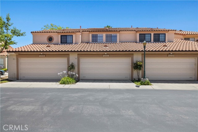 Detail Gallery Image 45 of 58 For 260 Country Club Dr #B,  Simi Valley,  CA 93065 - 2 Beds | 2/1 Baths