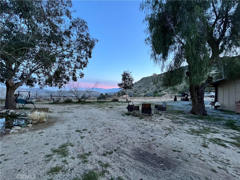 https://media.crmls.org/medias/a13aa001-85a2-40e0-b897-96f7e3ef0631.jpg?preset=X-Large