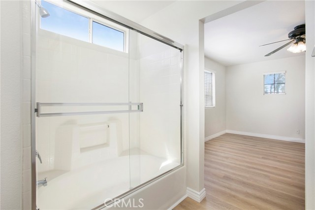 64 Rue Fontaine, Lake Forest CA: https://media.crmls.org/medias/a13ab04a-3d1b-4932-828a-e3264c441e42.jpg
