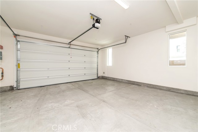 Detail Gallery Image 34 of 37 For 466 Lobata, Irvine,  CA 92618 - 4 Beds | 3/1 Baths