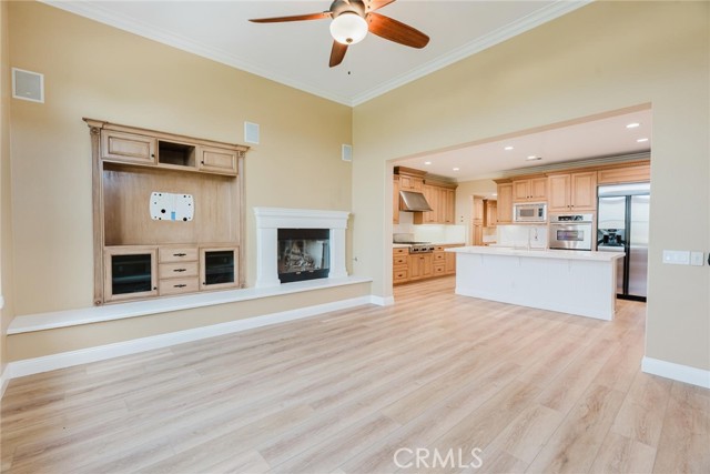 Detail Gallery Image 19 of 74 For 26858 Pine Hollow Ct, Valencia,  CA 91381 - 5 Beds | 4 Baths