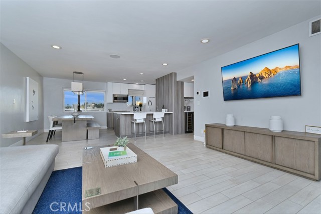 Detail Gallery Image 13 of 48 For 13543 Moorpark St #15,  Sherman Oaks,  CA 91423 - 1 Beds | 1/1 Baths