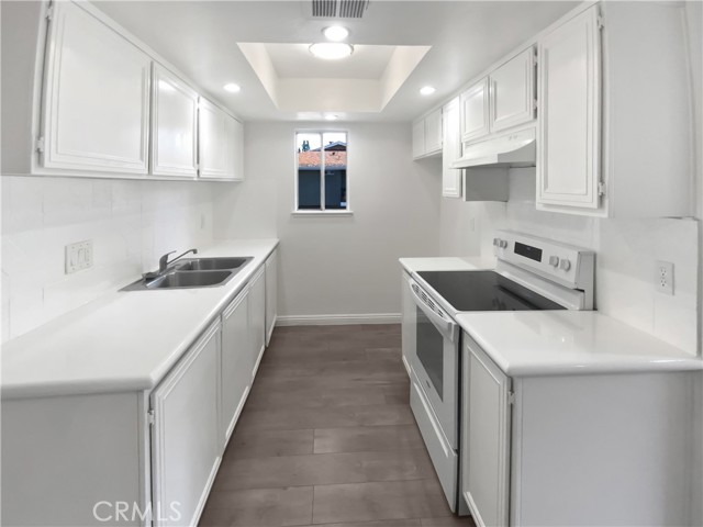 1307 W 8th Street, Upland CA: https://media.crmls.org/medias/a13c987f-2d4d-4d90-8d6c-a725c98c1328.jpg