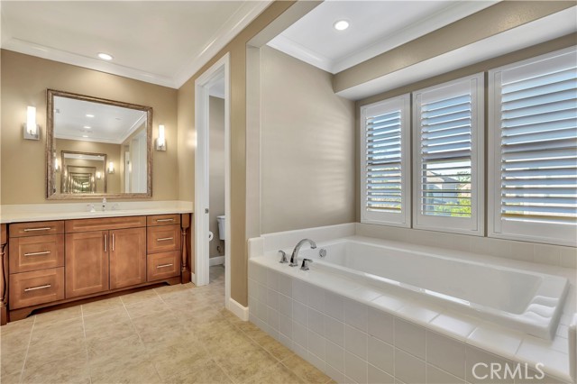 Detail Gallery Image 30 of 49 For 19741 Slayback Ln, Huntington Beach,  CA 92646 - 4 Beds | 3 Baths