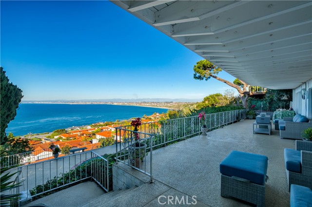 Detail Gallery Image 18 of 48 For 605 Palos Verdes Dr, Palos Verdes Estates,  CA 90274 - 4 Beds | 2/1 Baths