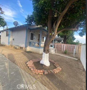 7044 Pierce Avenue, Whittier CA: https://media.crmls.org/medias/a13cc482-0474-4829-ab11-0f709d44c24f.jpg