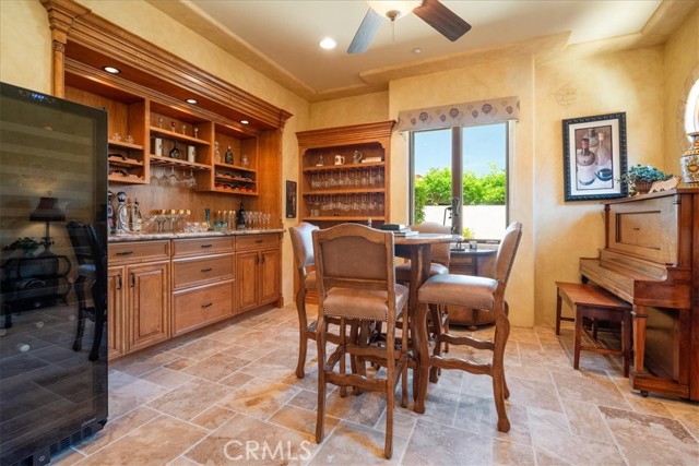 1917 Santa Margarita Drive, Fallbrook CA: https://media.crmls.org/medias/a13cfaa5-9e26-4dba-91fe-c3b7b39a3c82.jpg