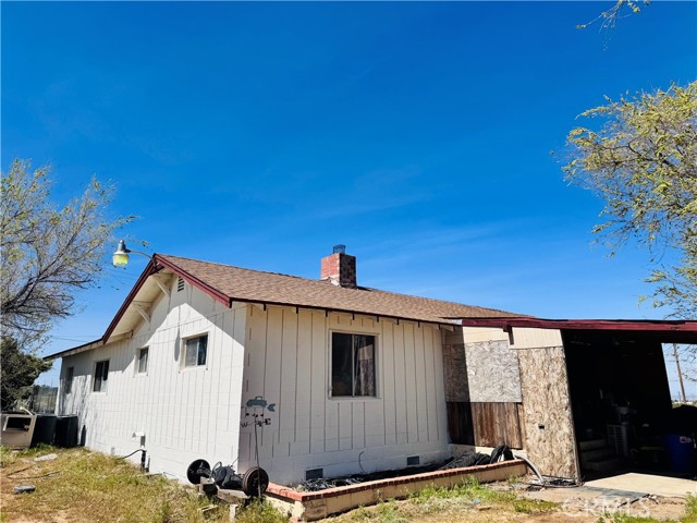 Detail Gallery Image 4 of 20 For 9616 Schlitz, Phelan,  CA 92371 - 3 Beds | 2 Baths