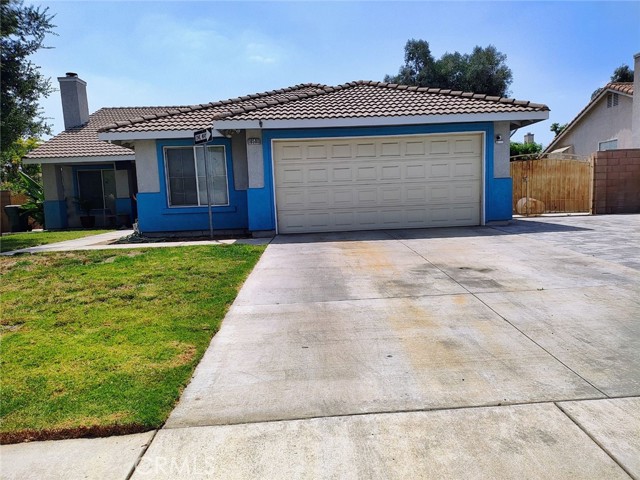 10590 Tumbleweed Dr, Bloomington, CA 92316