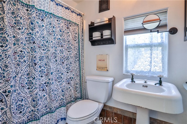 Detail Gallery Image 35 of 46 For 520 N Vine Rear Ave, Ontario,  CA 91761 - 1 Beds | 1 Baths